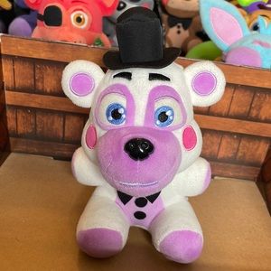 Funko FNAF 6” Pizzaria Simulator wave Helpy plushie. NWOT